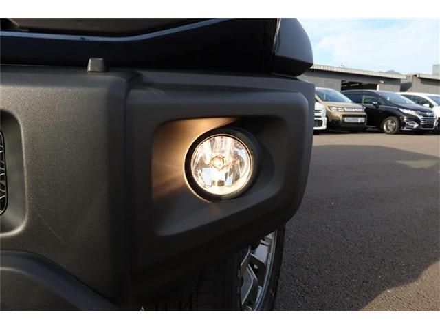 SUZUKI JIMNY NOMADE 2025