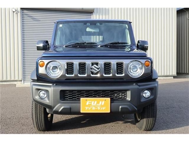 SUZUKI JIMNY NOMADE 2025