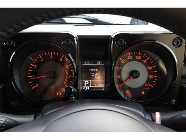 SUZUKI JIMNY NOMADE 2025