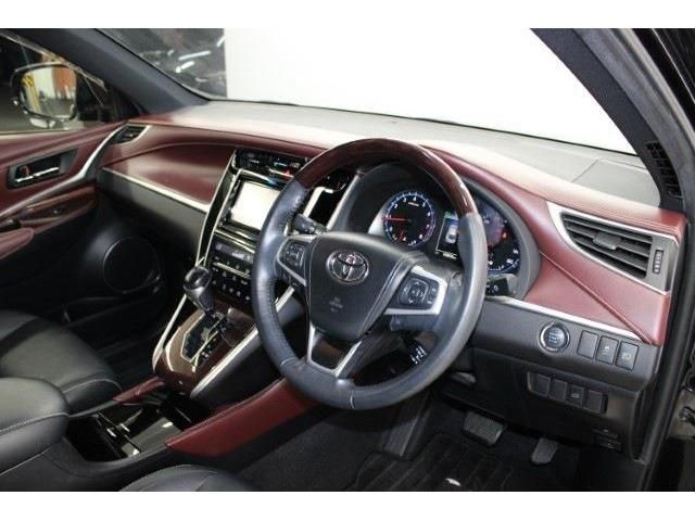 TOYOTA HARRIER 2WD 2015