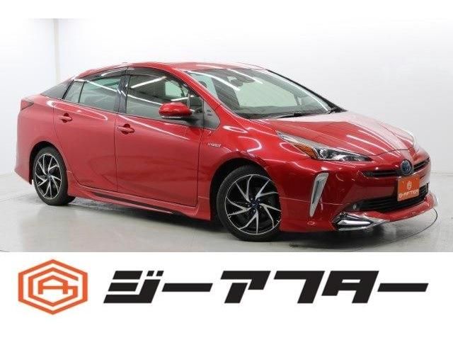 TOYOTA PRIUS 2019