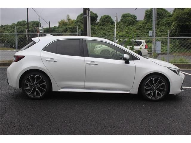 TOYOTA COROLLA SPORT HYBRID 2023