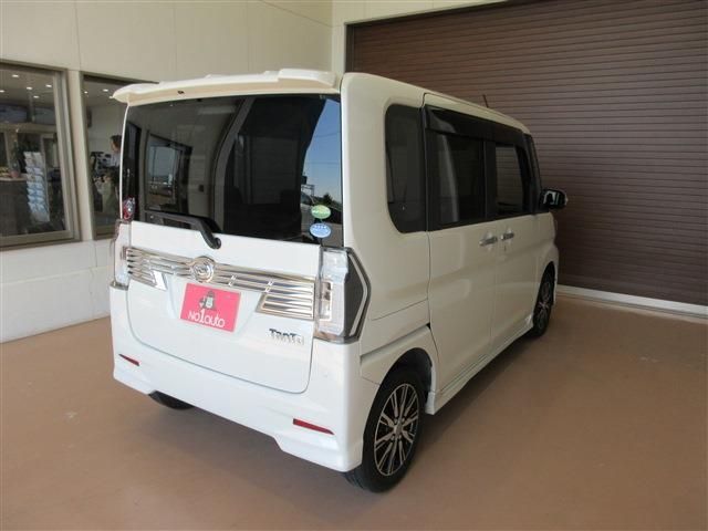 DAIHATSU TANTO CUSTOM 2016