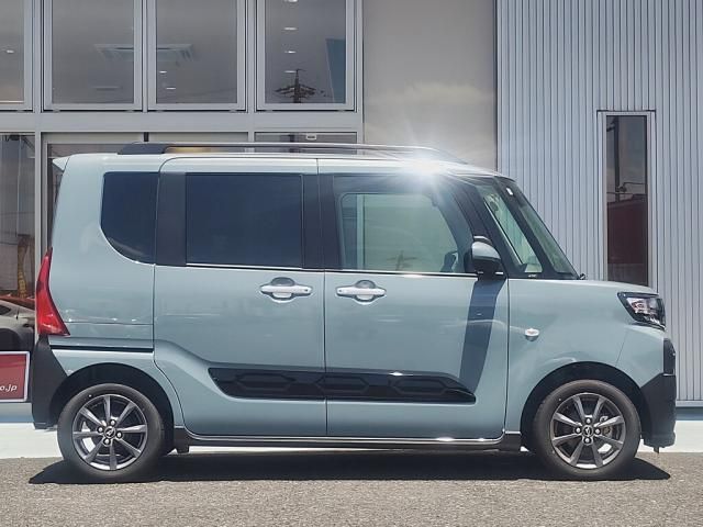 DAIHATSU TANTO FAN CROSS 2024