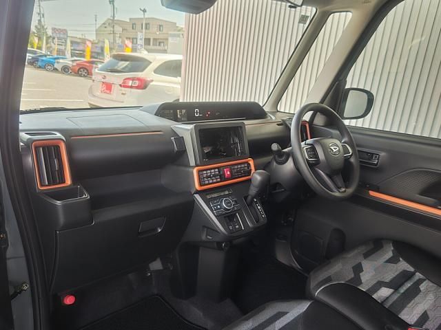 DAIHATSU TANTO FAN CROSS 2024