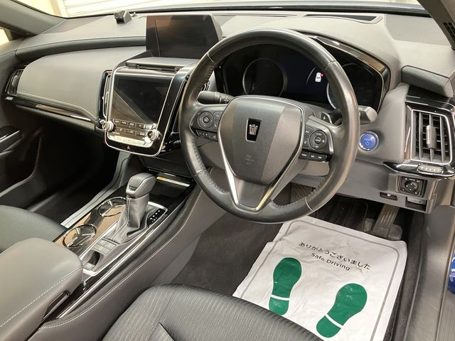 TOYOTA CROWN sedan hybrid 2019