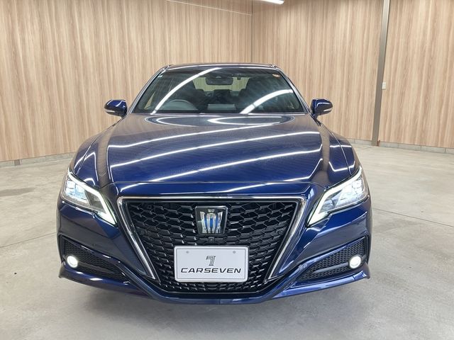 TOYOTA CROWN sedan hybrid 2019