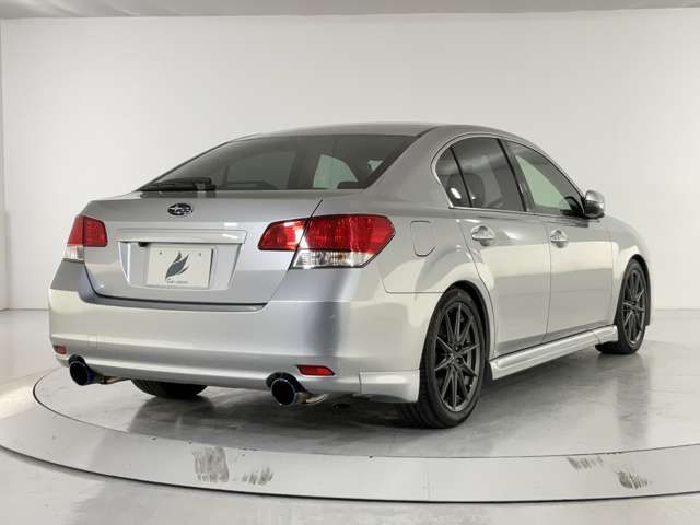SUBARU LEGACY B4 2013