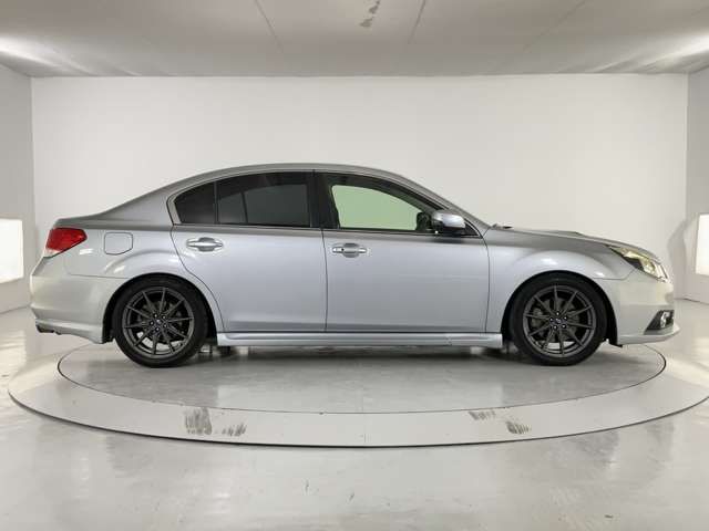 SUBARU LEGACY B4 2013