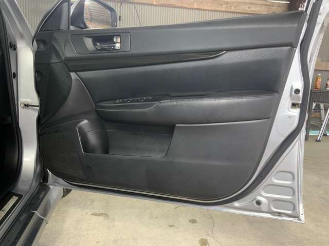 SUBARU LEGACY B4 2013