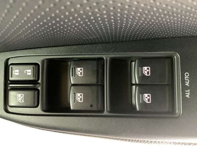 SUBARU LEGACY B4 2013