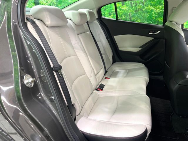 MAZDA AXELA sedan 2018