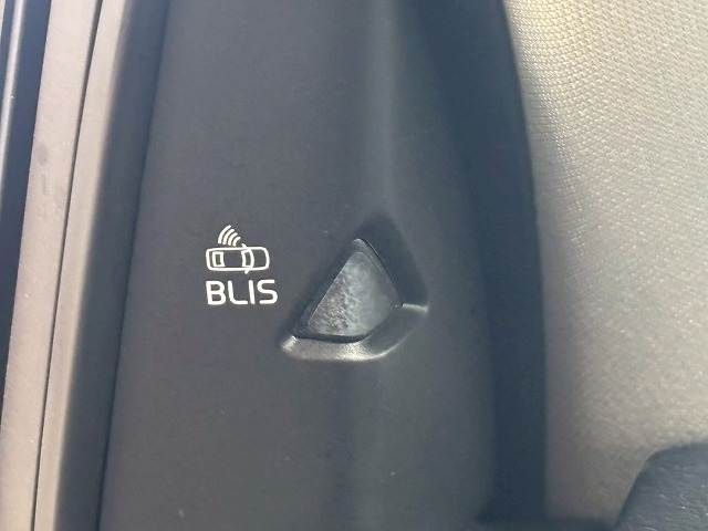 VOLVO VOLVO V40 2018