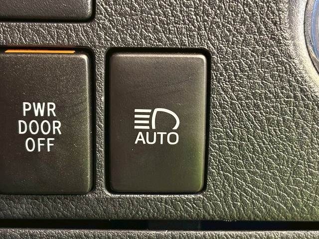 TOYOTA VELLFIRE  HYBRID 4WD 2020