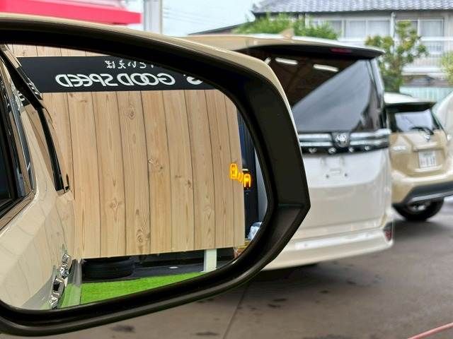 TOYOTA VELLFIRE  HYBRID 4WD 2020