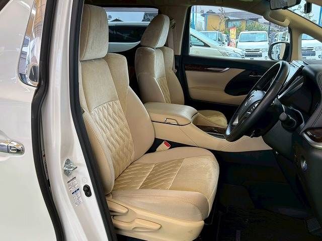 TOYOTA VELLFIRE  HYBRID 4WD 2020