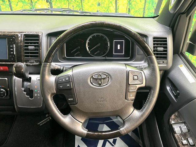 TOYOTA HIACE van 2WD 2020