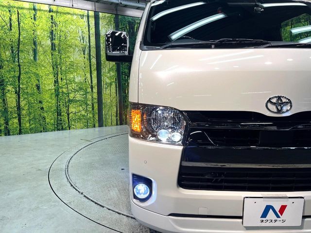 TOYOTA HIACE van 2WD 2020