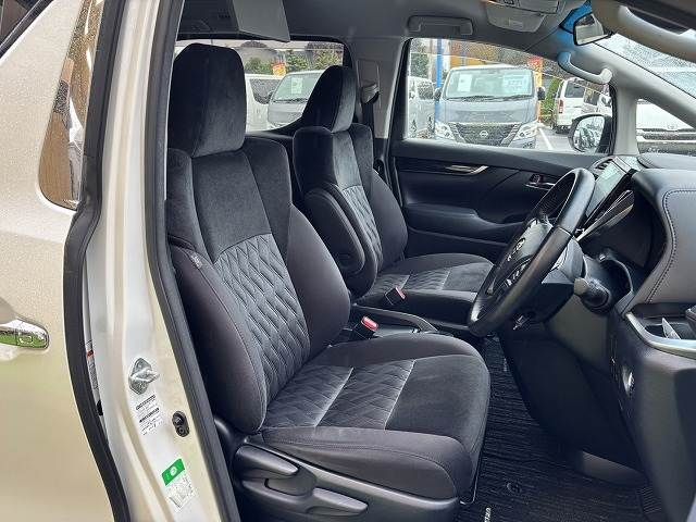 TOYOTA VELLFIRE 2020