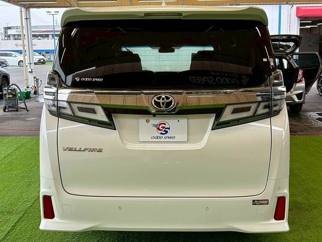 TOYOTA VELLFIRE 2020