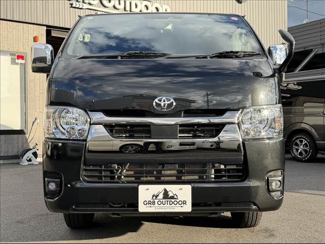 TOYOTA HIACE van 4WD 2024