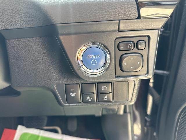 TOYOTA COROLLA FIELDER HYBRID 2016