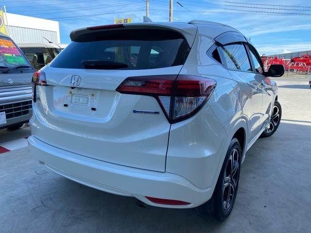 HONDA VEZEL HYBRID 2015