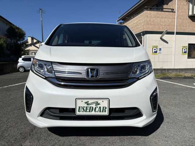 HONDA STEPWAGON 2016