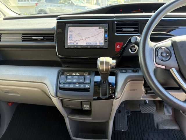 HONDA STEPWAGON 2016