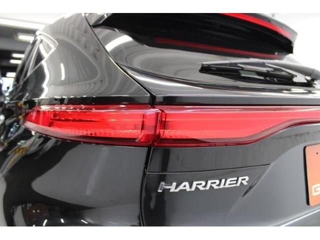 TOYOTA HARRIER HYBRID 2020