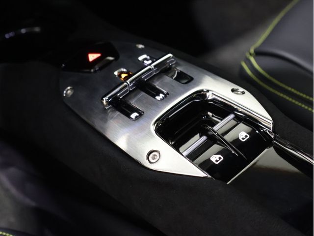 FERRARI FERRARI 296 GTB 2025