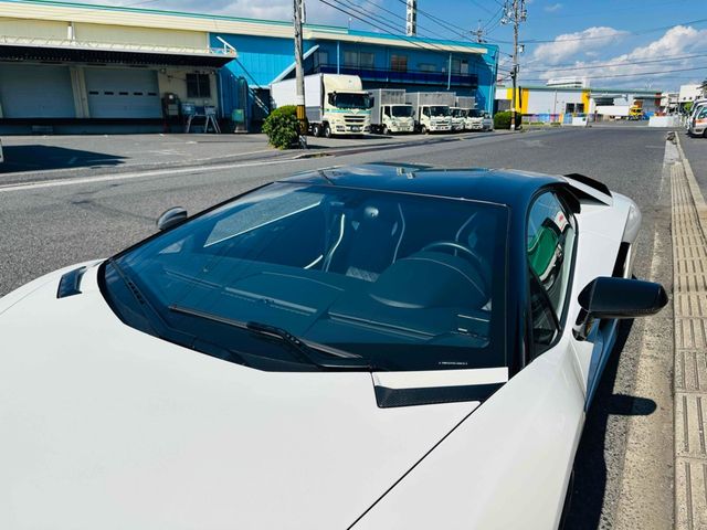 LAMBORGHINI LAMBORGHINI Aventador 2018