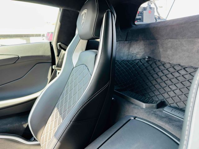 LAMBORGHINI LAMBORGHINI Aventador 2018