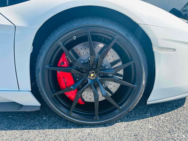 LAMBORGHINI LAMBORGHINI Aventador 2018