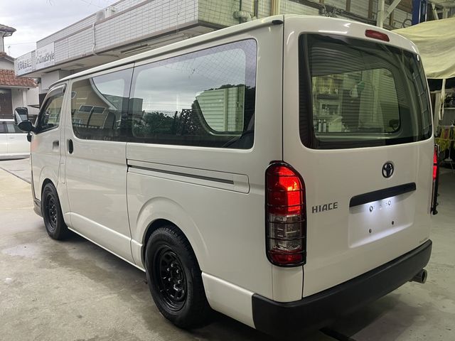 TOYOTA HIACE van 2WD 2010