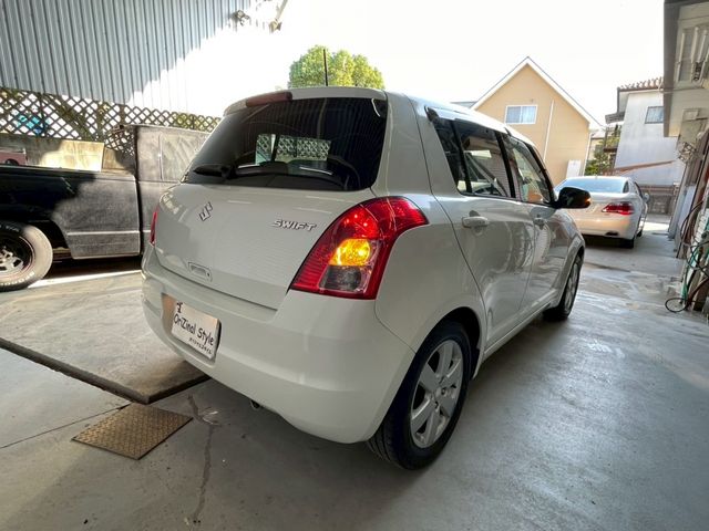 SUZUKI SWIFT 2009