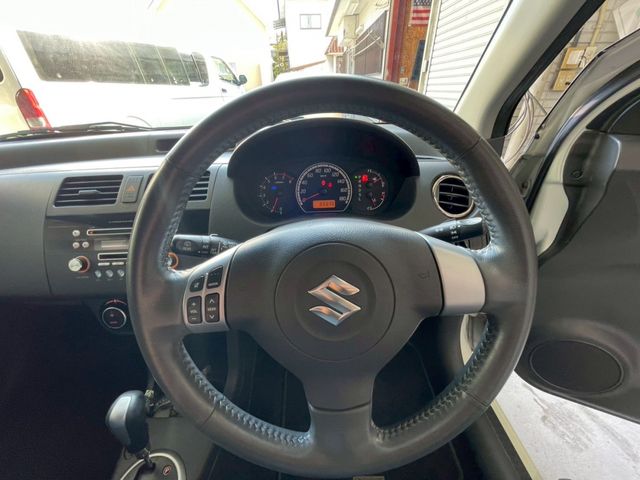 SUZUKI SWIFT 2009
