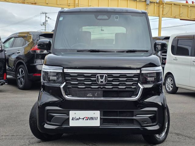 HONDA N BOX CUSTOM 2024