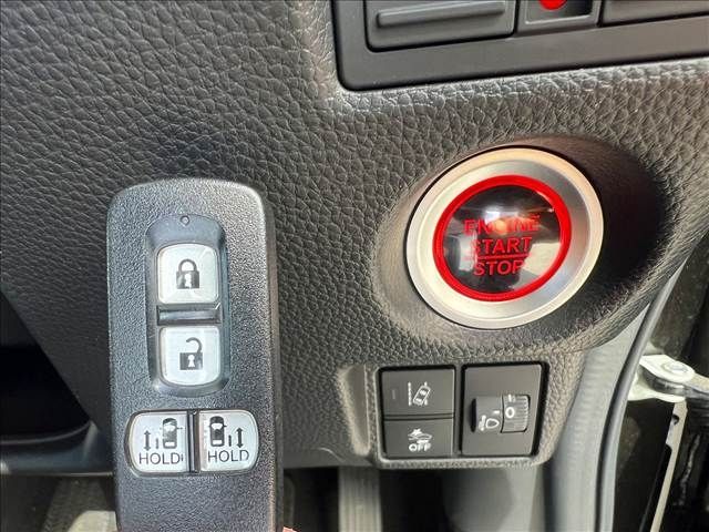 HONDA N BOX CUSTOM 2021