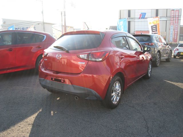MAZDA DEMIO 2014