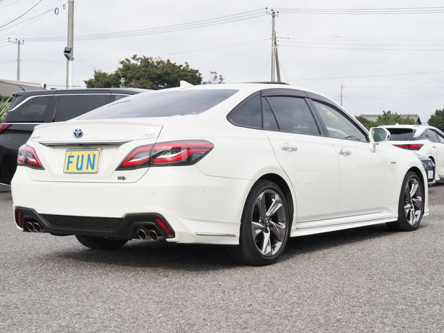 TOYOTA CROWN sedan hybrid 2019