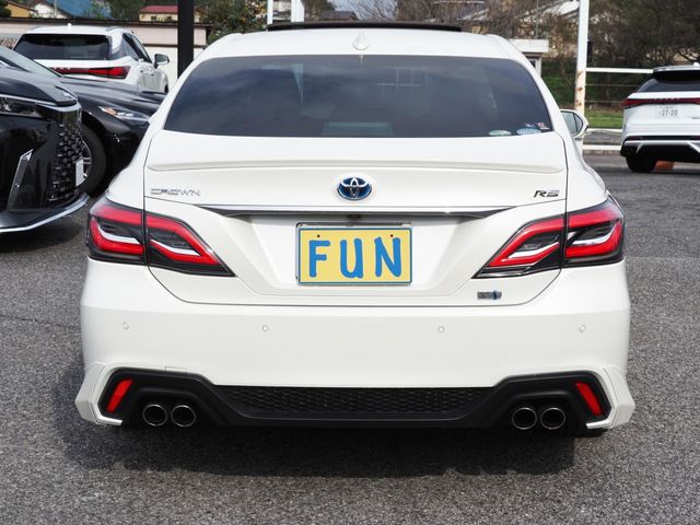 TOYOTA CROWN sedan hybrid 2019