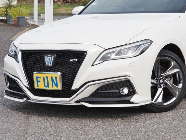 TOYOTA CROWN sedan hybrid 2019