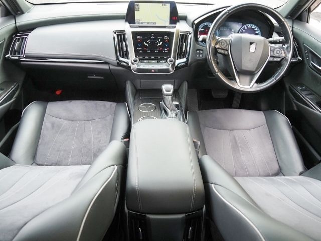 TOYOTA CROWN sedan hybrid 2019