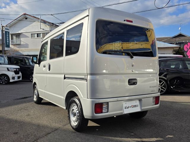 SUZUKI EVERY van 2024