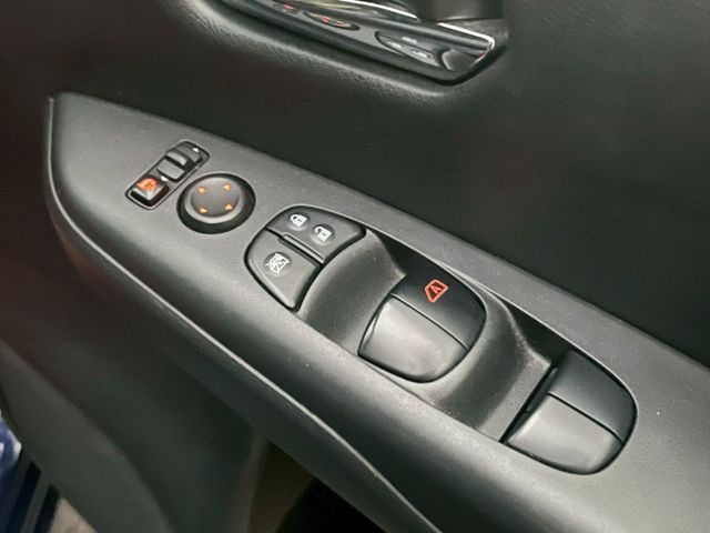 NISSAN SERENA  WG 2017