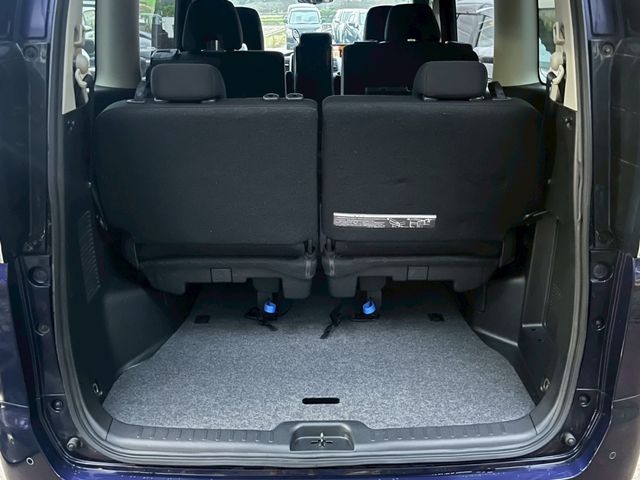 NISSAN SERENA  WG 2017