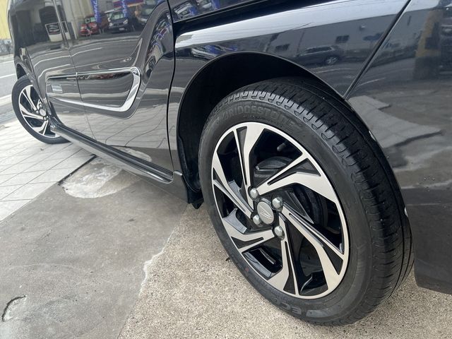 DAIHATSU TANTO CUSTOM 2021