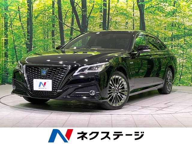 TOYOTA CROWN sedan hybrid 4WD 2018