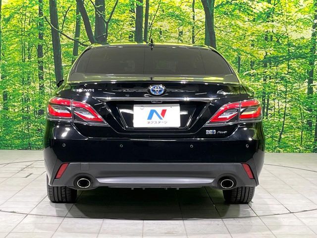 TOYOTA CROWN sedan hybrid 4WD 2018